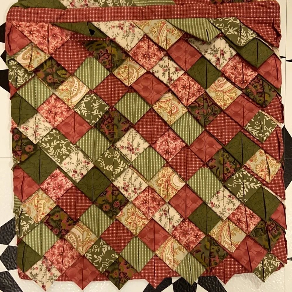 Handmade Quilt PILLOW roof tile pinpoint quilt  16 x 16”